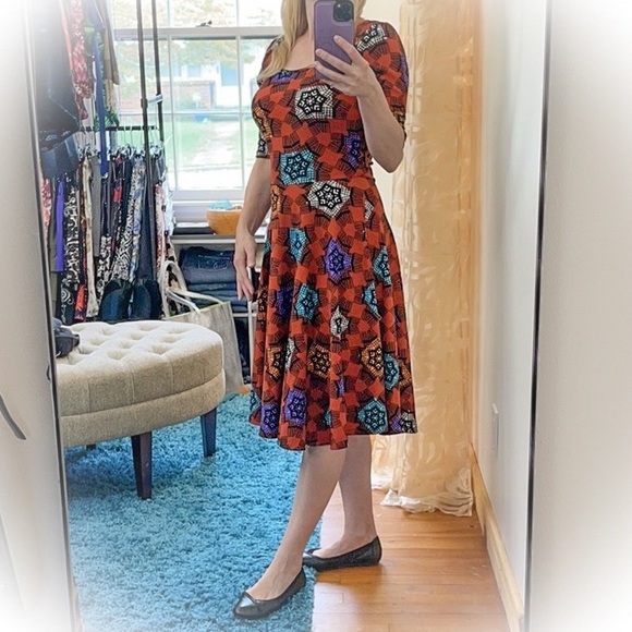 💕New with Tag Lularoe Nicole Dress💕 - Picture 14 of 14